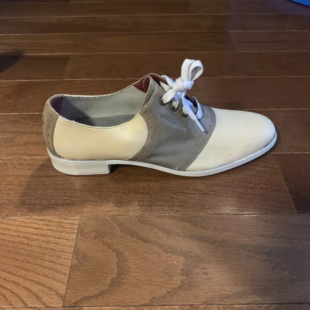 Cole, Roos,‎ & Haan Cream & Grey Leather Oxfords 6